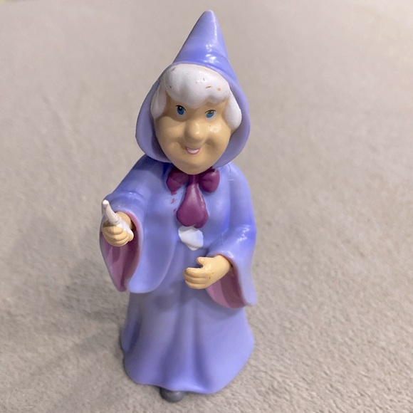 Vintage Disney Cinderella Fairy Godmother 3.5" Figure Cake Topper PVC Figurine ! - Picture 2 of 8